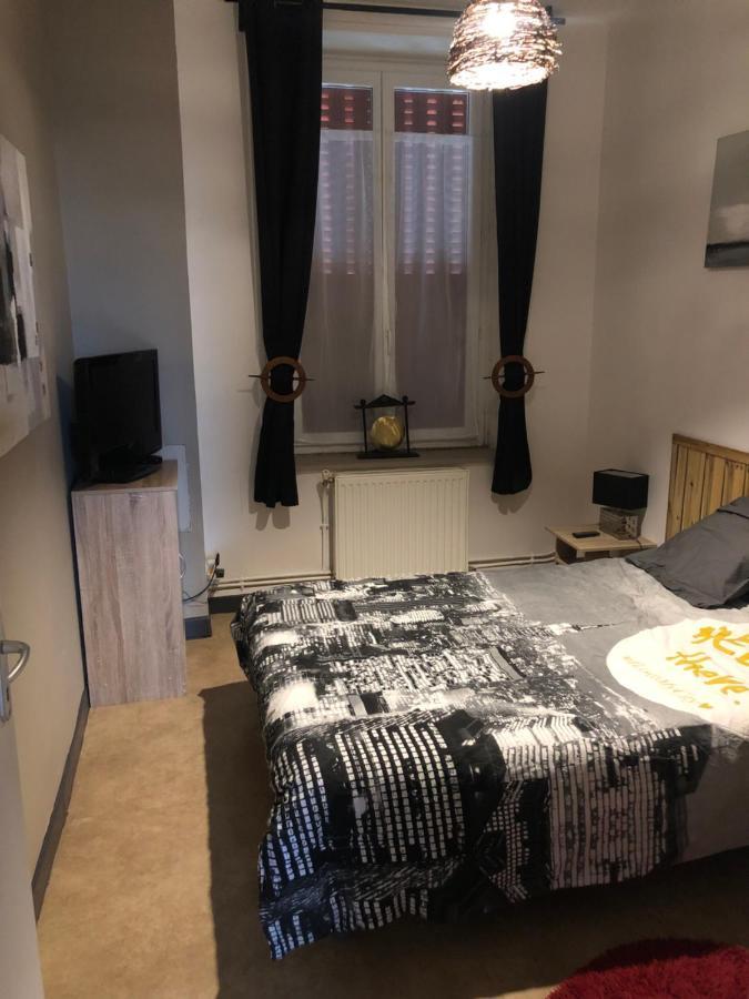 Appartement Spacieux Flize Экстерьер фото